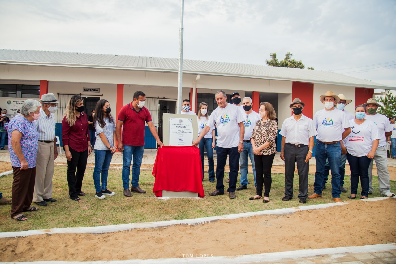 PREFEITURA INAUGURA PRAÇA E RETOMA MUTIRÃO EM REIANÓPOLIS 